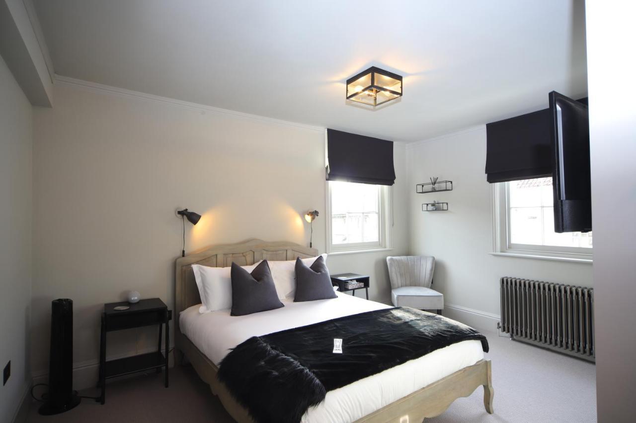 Hotel The Solo No 1 Bank Chambers *
