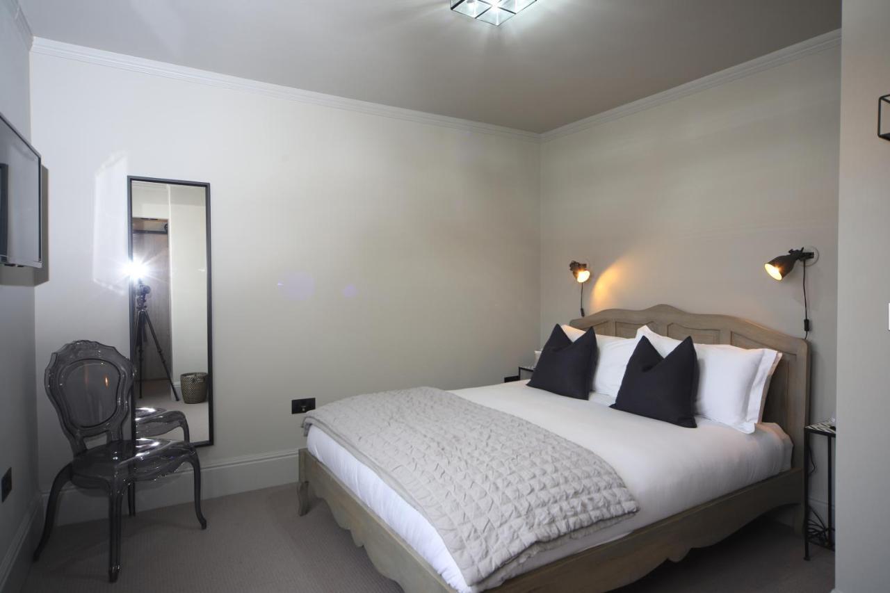 Hotel The Solo No 1 Bank Chambers *